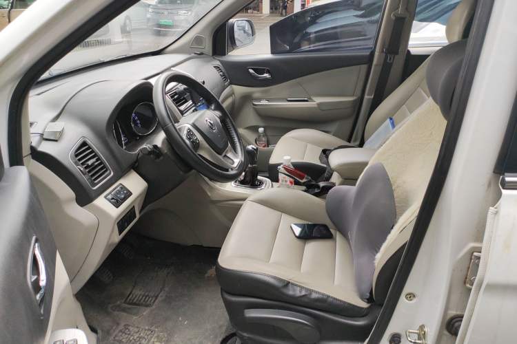 Used FORTHING S500 2016 1.6L Manual Luxury Model

