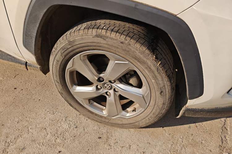 Used Toyota RAV4 2020 2.0L CVT Two-Wheel Drive Fashion PLUS Edition