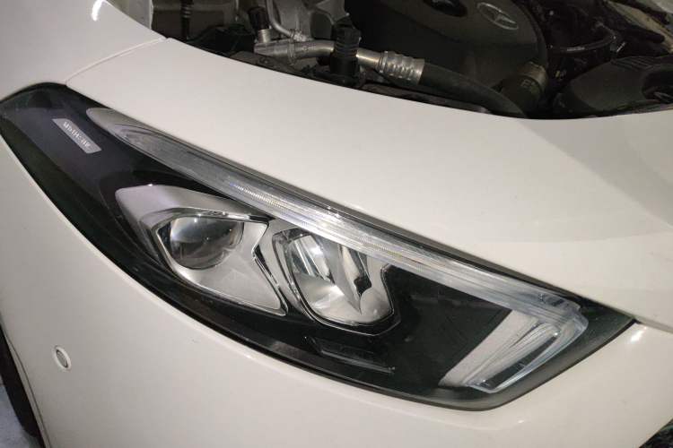 Used Mercedes-Benz A-Class 2020 Restyled A 200 L Sport Sedan Fashion Version Right Front Headlight