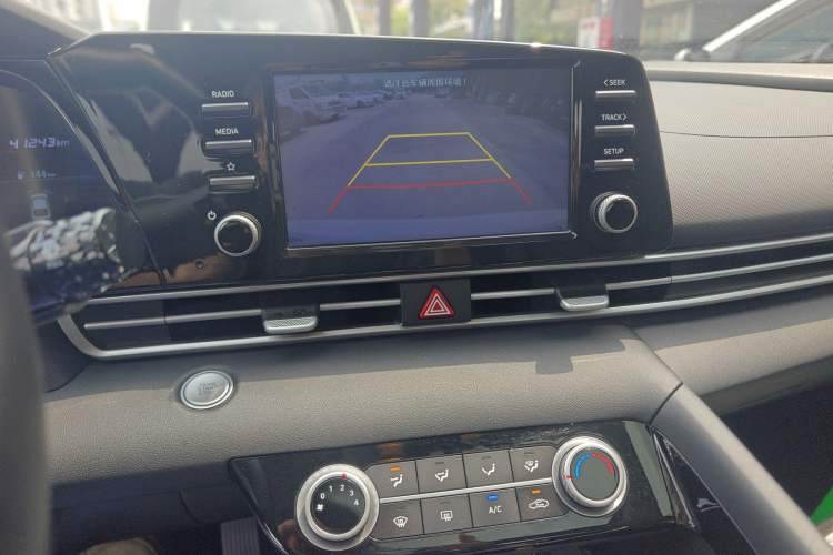 Used Hyundai Elantra 2021 1.5L CVT GLX Elite Edition
