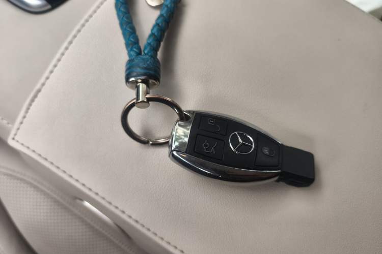 Used Mercedes-Benz S-Class 2016 S 400 L 4MATIC Vehicle Key