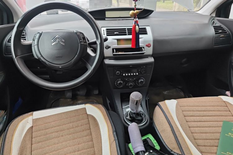 Used Citroen C-Quatre 2010 Sedan 1.6L Manual Shangle Version
