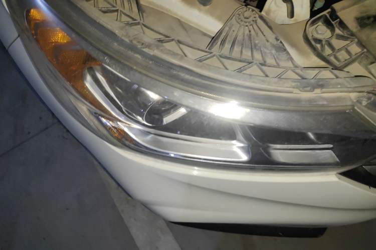 Used GAC Trumpchi GS4 2018 235T Automatic Two-Wheel Drive Elite Edition Right Front Headlight