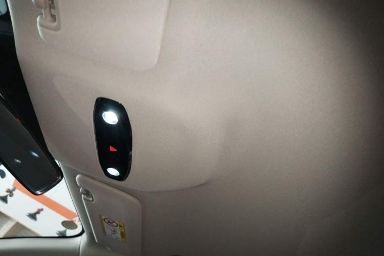 Used Geely Galaxy Galaxy A7 2025 Model EM-i 70km Luxury Edition
