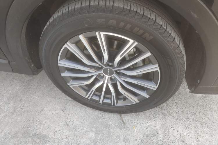 Used JETOUR X70 PRO 2023 1.5T DCT Comfort Edition 5 Seats