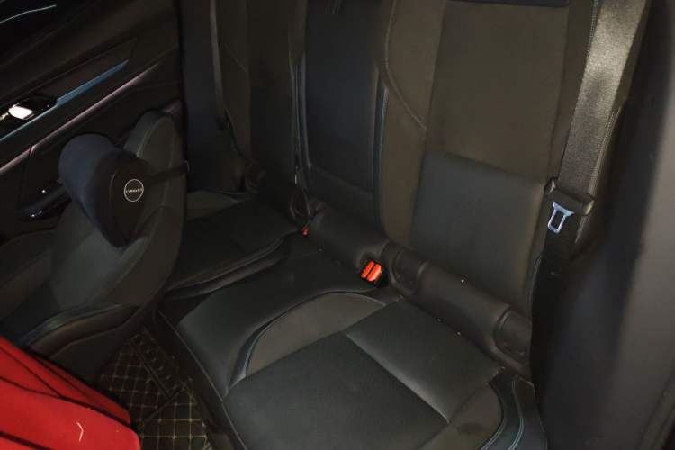 Used Lynk & Co 05 EM-P 2021 1.5TD PHEV HALO Left Rear Seat