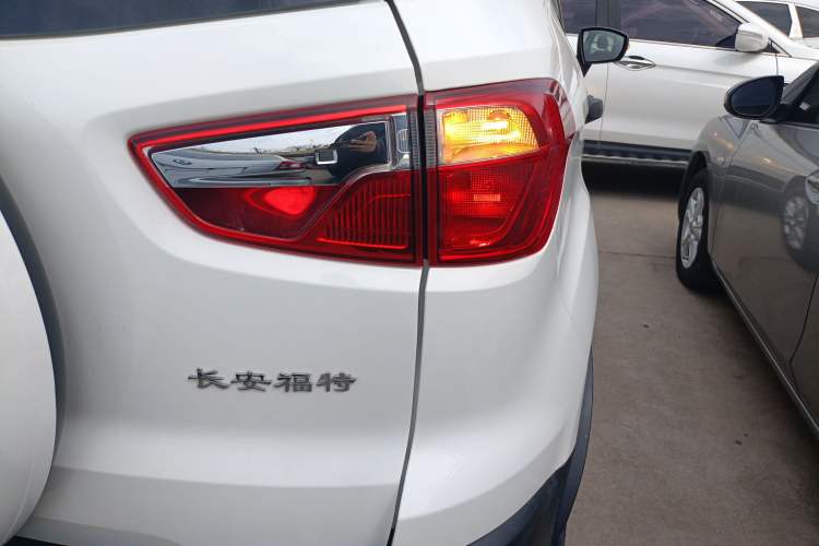 Used Ford EcoSport 2018 1.5L Manual Jingyi Model Right Rear Taillight