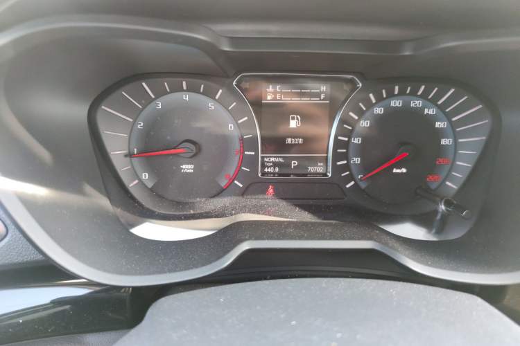 Used GAC Trumpchi GS4 2017 235T Automatic Two-Wheel Drive Elite Edition Instrument Cluster