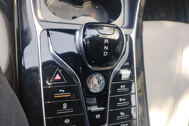 Used BYD Qin PLUS 2023 Champion Edition DM-i 120KM Leading Model
