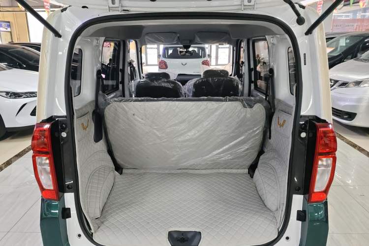 Used Wuling Zhiguang New Energy 2025 Comfort Model