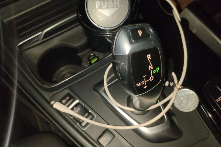 Used BMW 3 Series 2016 320Li Ambition Model
