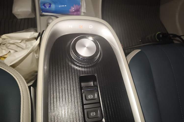 Used ORA Good Cat 2021 400km Standard Range Venus Edition Lithium-Ion Battery Gear Lever