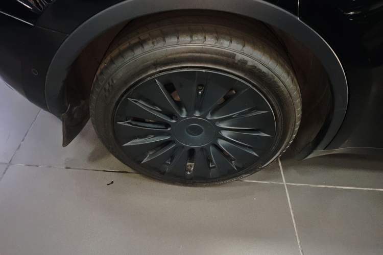 Used Tesla Model Y 2023 Rear-Wheel-Drive Version