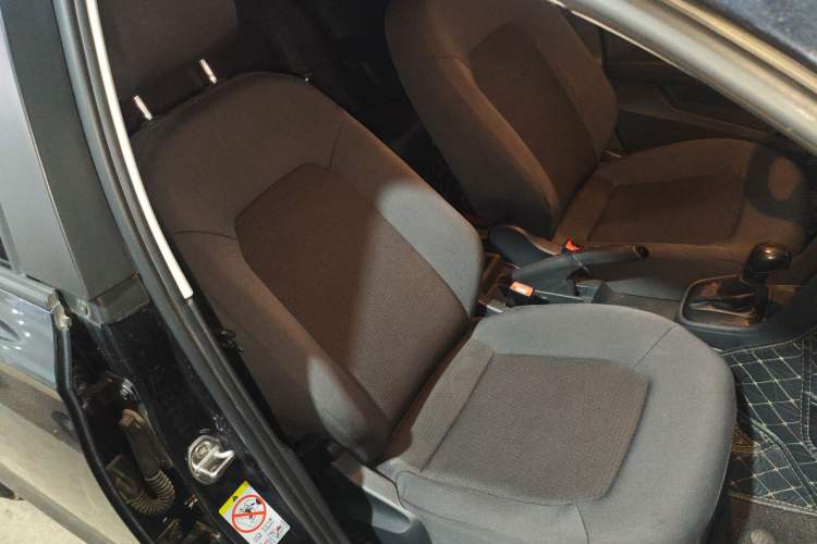 Used Volkswagen Santana 2015 1.6L Automatic Fashion Edition