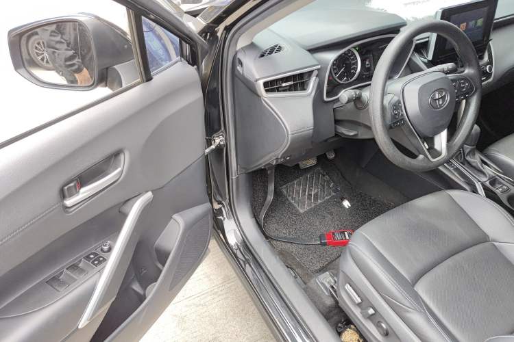 Used Toyota FRONTLANDER 2022 2.0L CVT Luxury Edition