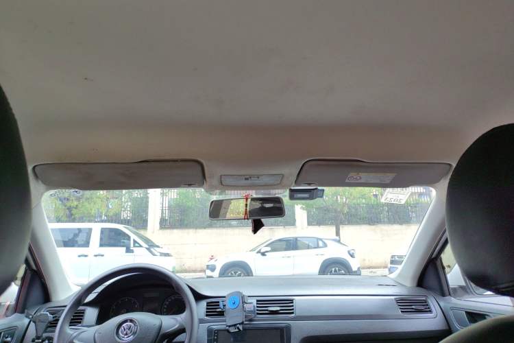 Used Volkswagen Santana 2016 1.6L Manual Fashion Edition Headliner