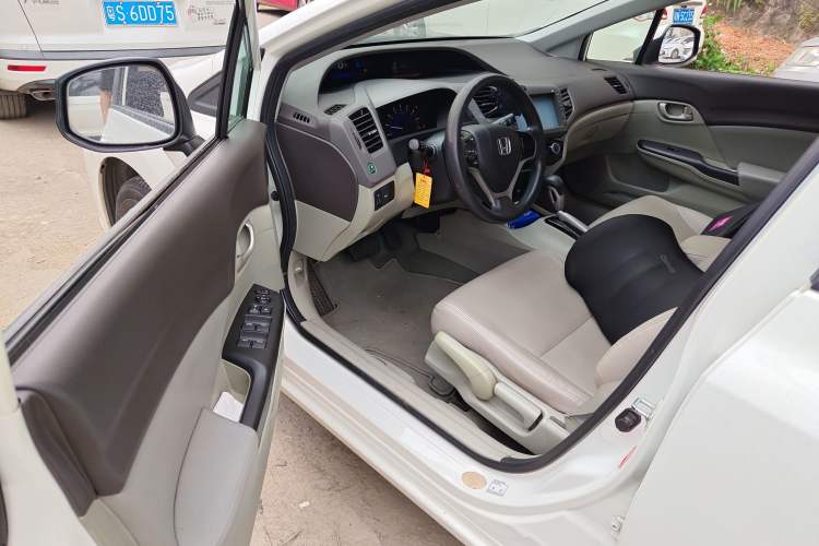 Used Honda Civic 2013 10th Anniversary 1.8L Automatic Comfort Version Driver Seat