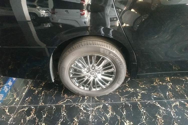 Used Toyota Alphard 2021 Dual-Engine 2.5L Luxury Edition