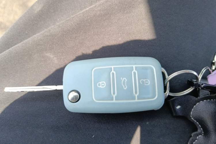 Used Volkswagen Polo 2014 1.6L Automatic Comfort Edition Vehicle Key