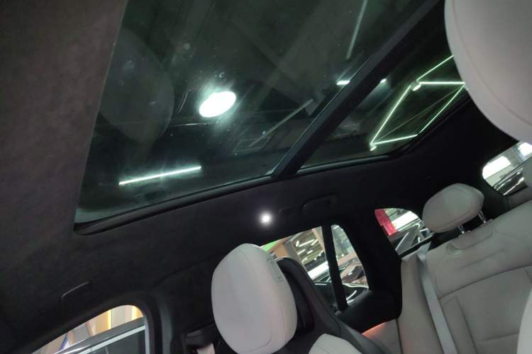 Used Nio ES6 2024 75 kWh
