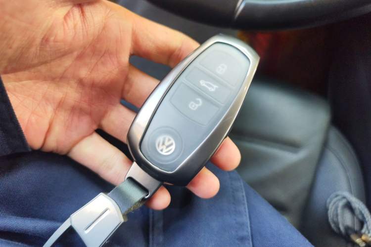 Used Volkswagen Touareg 2017 3.0 TSI Touareg Model Vehicle Key