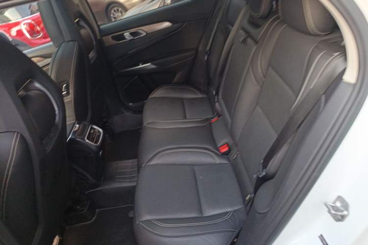 Used Lynk & Co 01 2019 2.0T Two-Wheel-Drive Pro Version China V Standard
