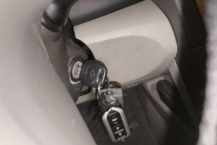 Used Toyota Camry 2012 200E Classic Elite Edition Vehicle Key