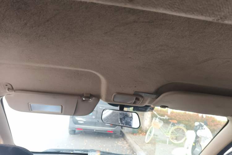 Used Wuling Rongguang V 2019 1.5L Standard Version China VI LAR Headliner