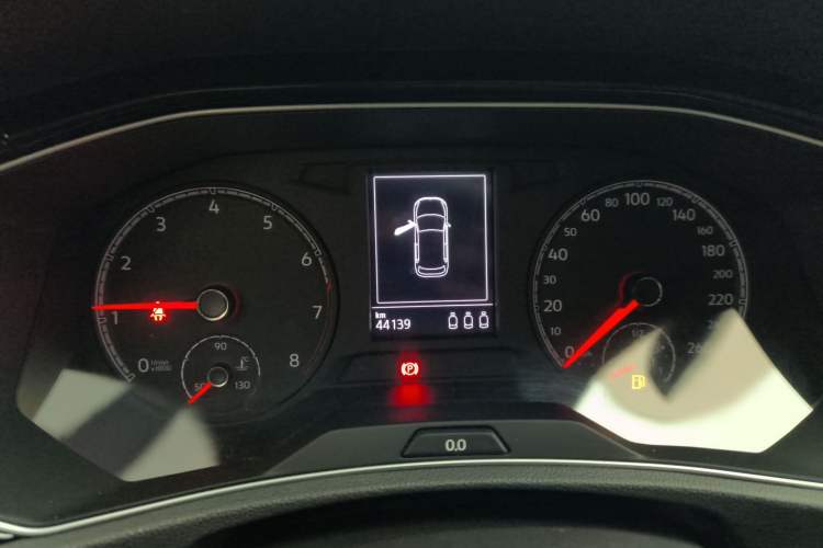 Used Volkswagen T-ROC 2019 280TSI DSG Two-Wheel Drive Comfort Version China VI Standard