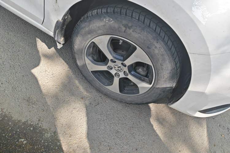 Used Volkswagen Santana 2018 1.5L Manual Fashion Edition Right Front Wheel Hub