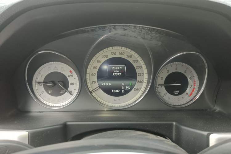 Used Mercedes-Benz GLK-Class 2013 GLK 300 4MATIC Dynamic Sunroof Model