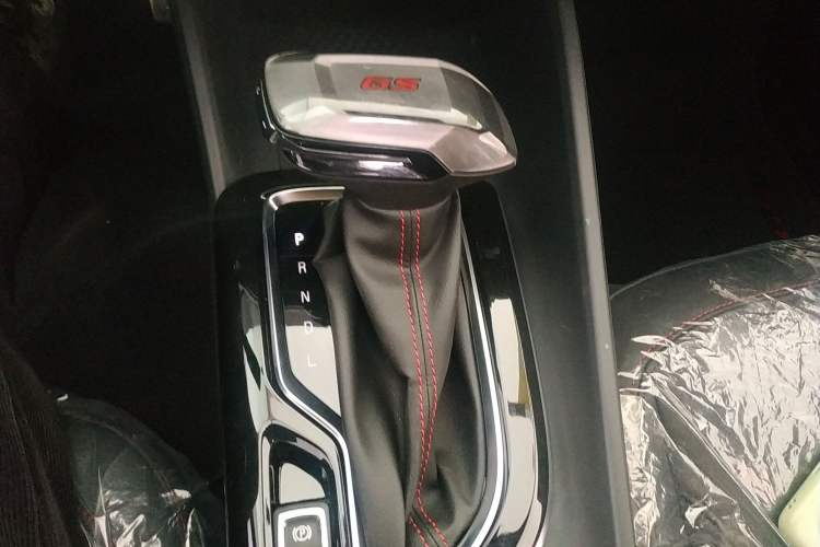 Used Buick Verano 2023 Pro GS Hunter Wind Edition Gear Lever