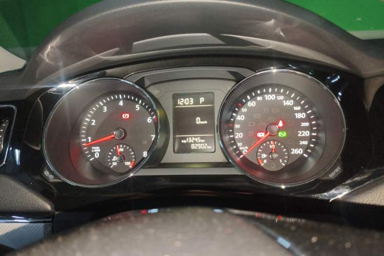 Used Volkswagen Sagitar 2017 230TSI Automatic Comfort Version