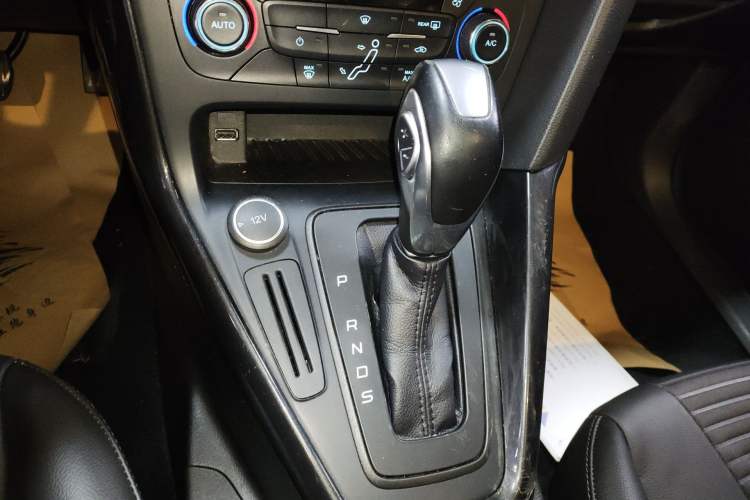 Used Ford Focus 2017 Sedan 1.6L Automatic Fashion Edition Smart Drive Version