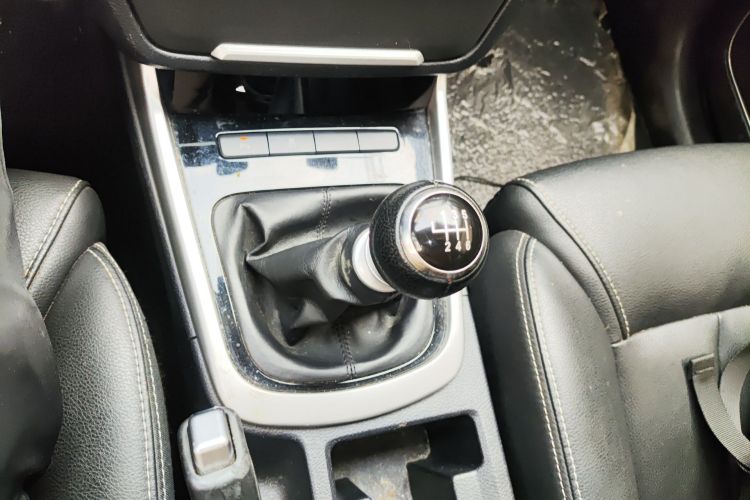 Used BYD Song MAX 2017 1.5T Manual Smart Connect Luxury 7-Seater
