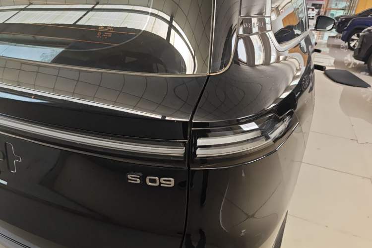 Used Deepal S09 2025 Four-Wheel-Drive Ultra
