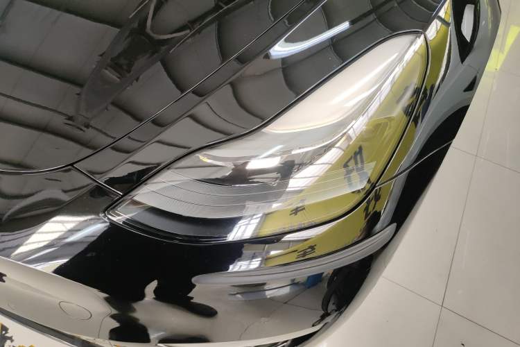 Used Tesla Model Y 2021 Standard Range Rear-Wheel Drive Version