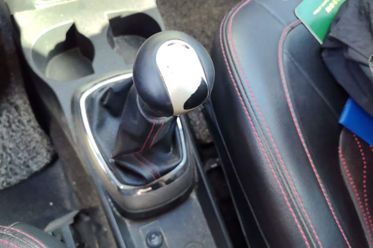 Used Great Wall M4 2012 1.5L Manual Comfort Version Gear Lever