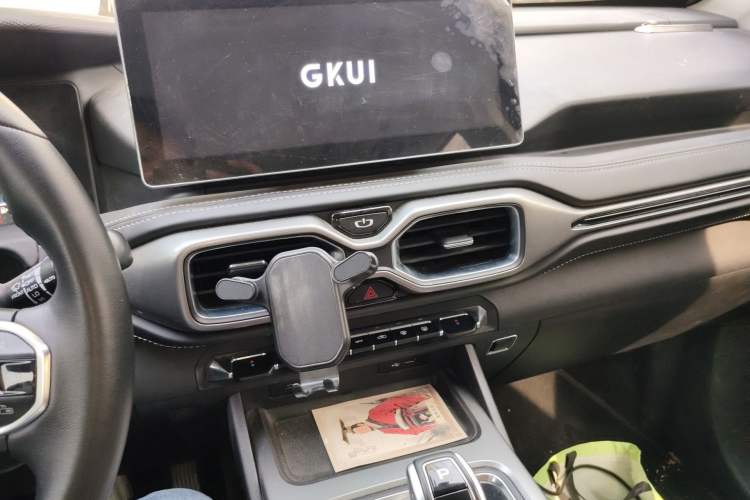 Used Geely Auto Haoyue 2020 1.8TD DCT Flagship 7-Seater Audio And AC Panel