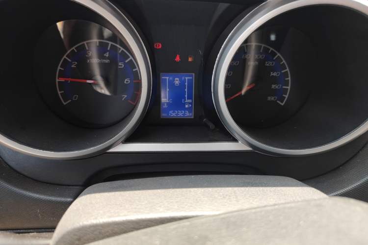 Used CHANGAN KAICHENG Ounuo S 2012 1.3L Base Version Odometer Close Up