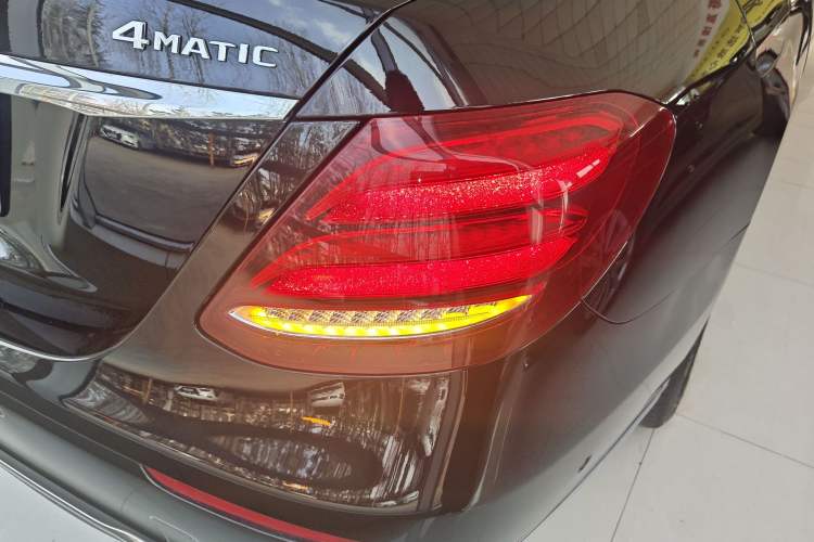 Used Mercedes-Benz E-Class 2018 Facelift E 200 L 4MATIC