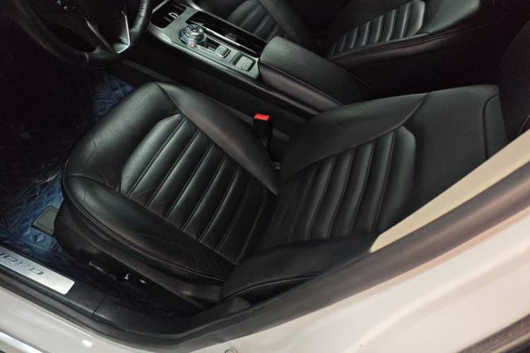 Used Ford Mondeo 2017 EcoBoost 180 Stylish Model
