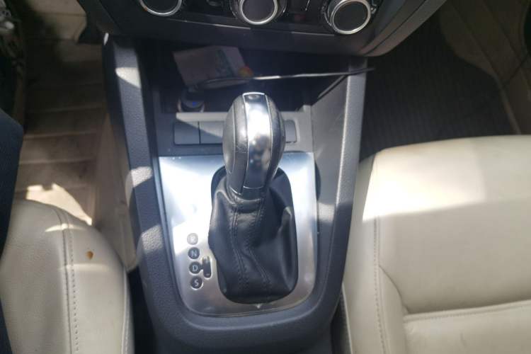 Used Volkswagen Sagitar 2012 1.6L Automatic Comfort Edition
