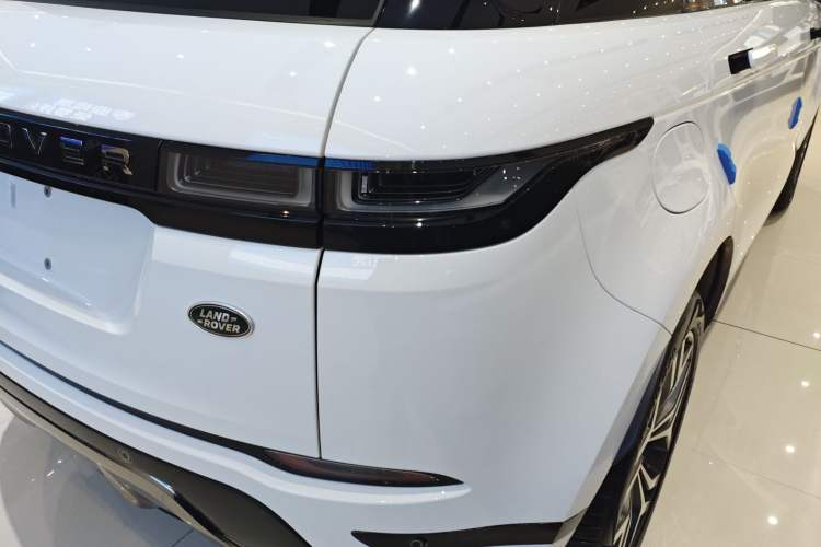 Used Land Rover Range Evoque 2021 Range Rover Velar 249 PS R-Dynamic S Performance Edition
