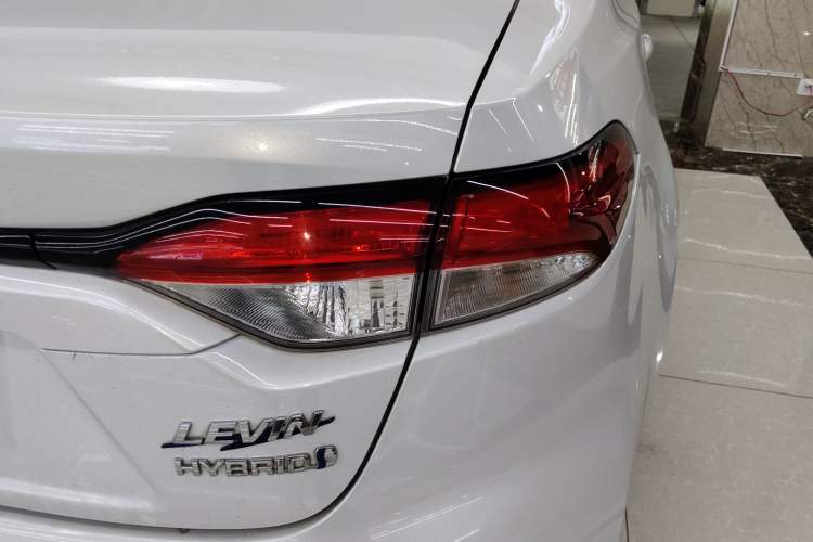 Used Toyota Levin 2021 Dual-Engine 1.8H E-CVT Luxury Edition
