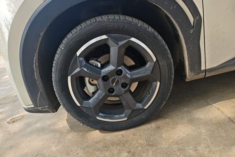 Used BYD Seagull 2023 Flying Edition Left Front Wheel Hub