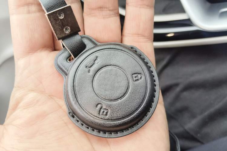 Used NETA L 2024 Extended-Range 310 Flash-Charge Red Edition
