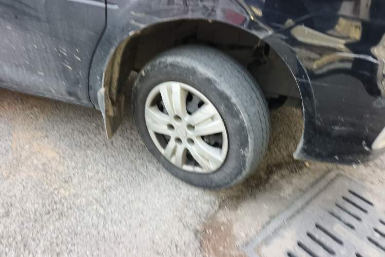 Used FORTHING Lingzhi 2022 M5L 1.6L Utility Model 7 Seats
