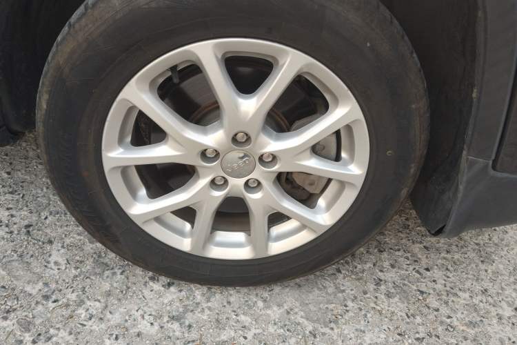 Used Jeep Cherokee 2017 2.0L Superior Edition