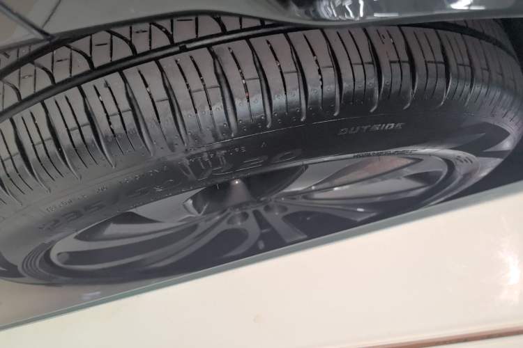 Used Land Rover Discovery Sport 2023 249 PS R-Dynamic S Performance Edition
